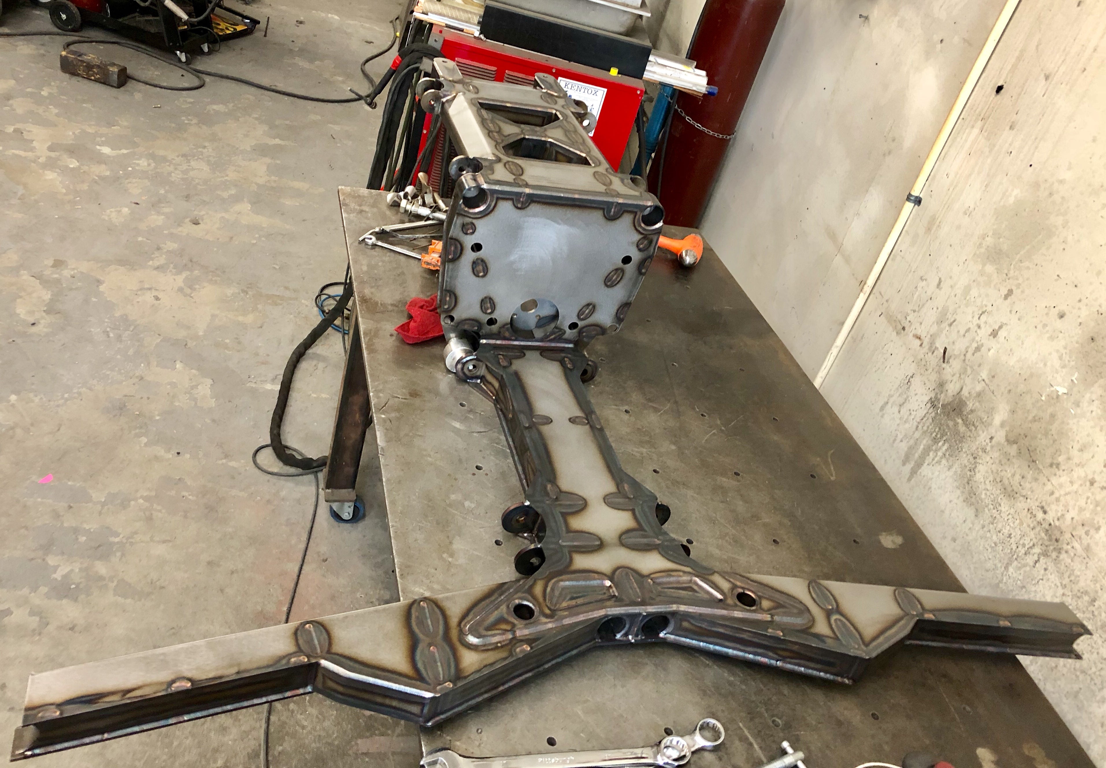 Center Mount TT Front Clip
